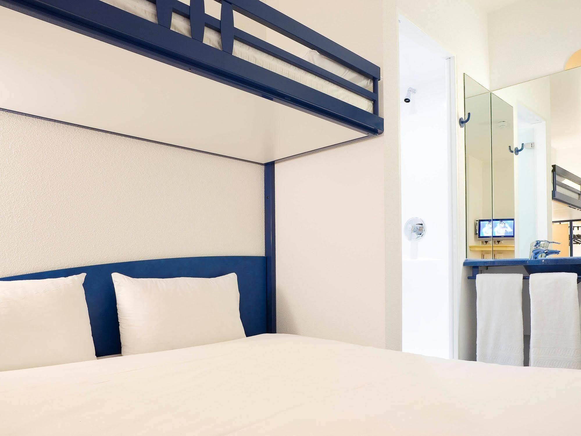 Ibis Budget 博藏斯 外观 照片